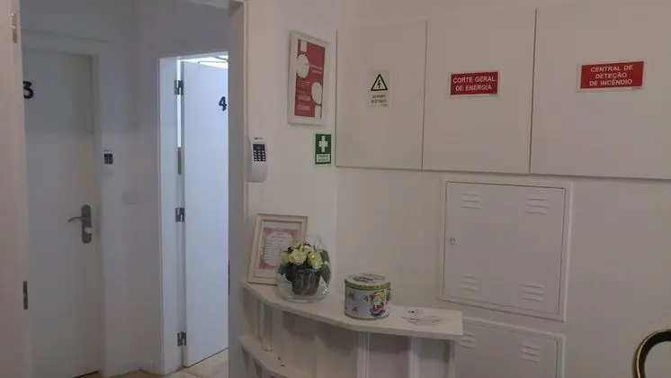 Lisbon Terrace Suites Apartment for Large Groups with Amazing Terrace - Lobi