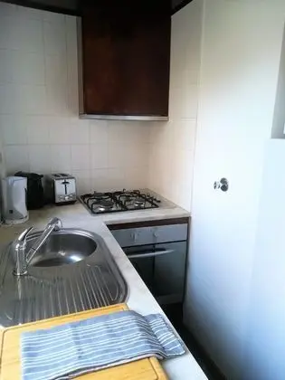Lisbon Terrace Suites Apartment for Large Groups with Amazing Terrace - Mutfak