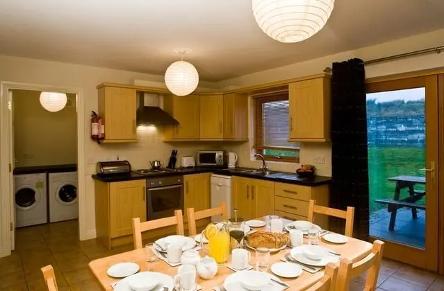 Lisdoonvarna Village Holiday Homes - Mutfak