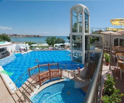 Villa List Hotel - Havuz