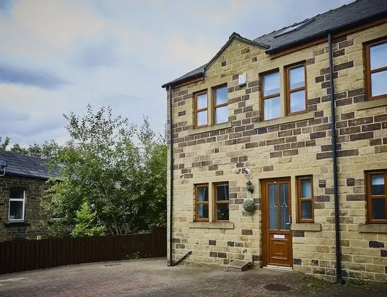 Lister's Lodge