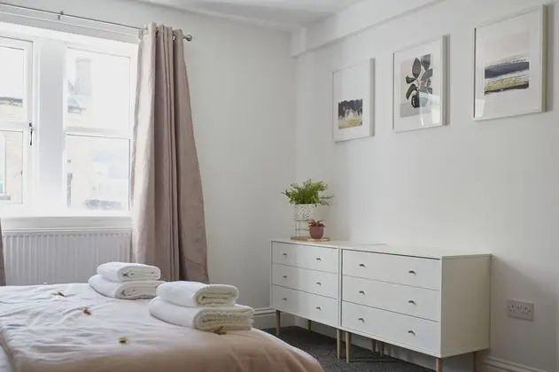 Lister's Nest Halifax Stunning Sleeps 12 - İç Mekan