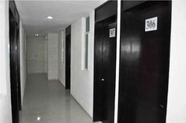 Hotel The Lit 13