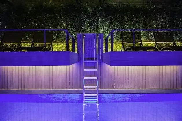 LiT BANGKOK Residence - Havuz