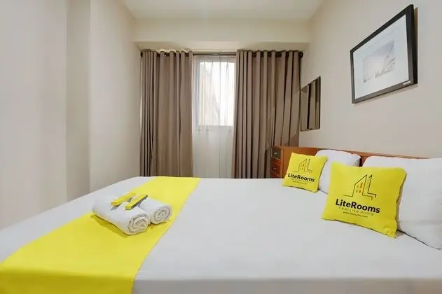 Literooms At Kebagusan City - Öne Çıkan Resim