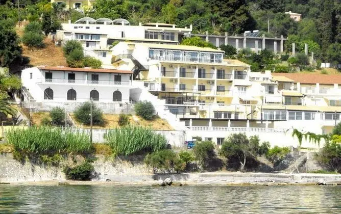Litharia Apartments