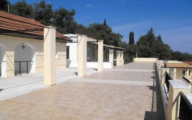 Litharia Apartments - Genel