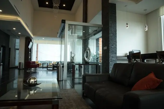 Lithio Hotel - Lobi
