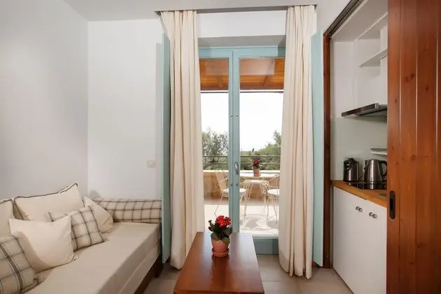 Lithos Guesthouse Kardamili - Oda Düzeni