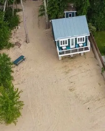 The Little Blue Beach House, A Dream Cottage - Dış Mekan