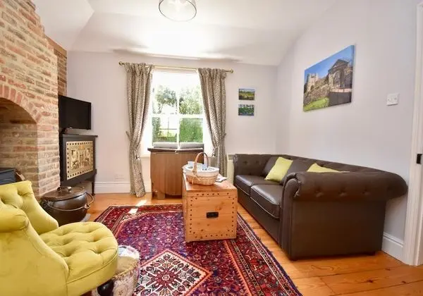 Little Clatterford Walkers Paradise for 2 Close to Carisbrooke Castle