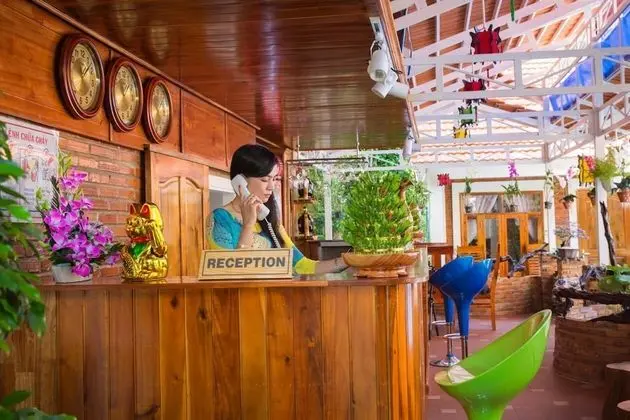 Little Garden Bungalow - Lobi