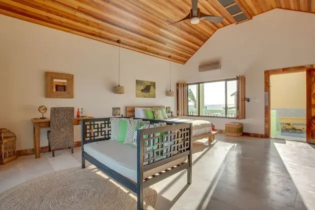 Little Harvest Caye- Private Island - Oda