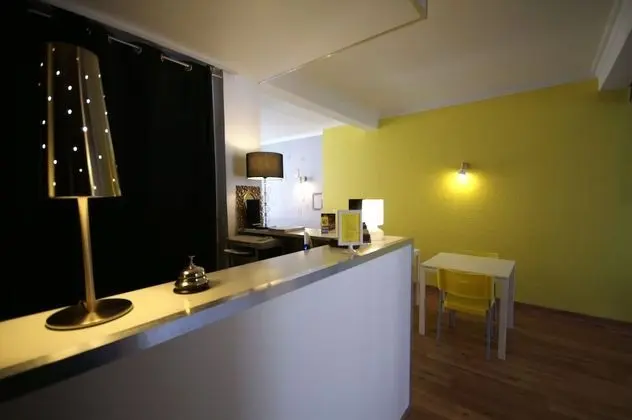 Hotel Little Lodge - Lobi