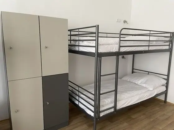 Little Quarter Hostel and Hotel - Oda