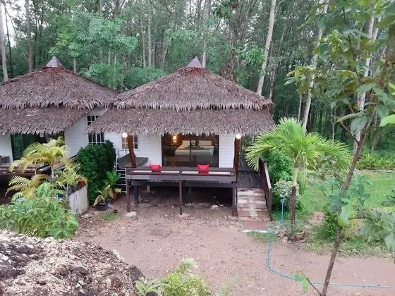 Little Rock Kohjum Resort