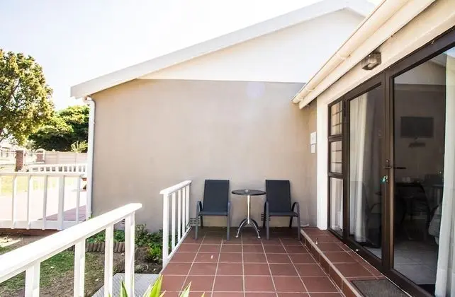 Little Rose Guesthouse & Self-Catering