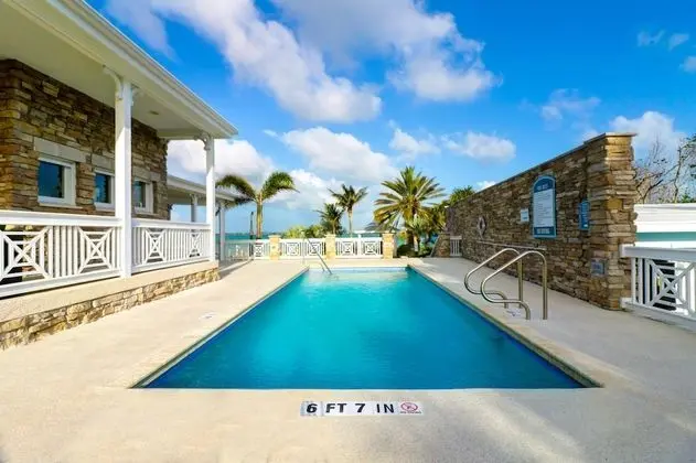 Little Torch Cottages - Havuz