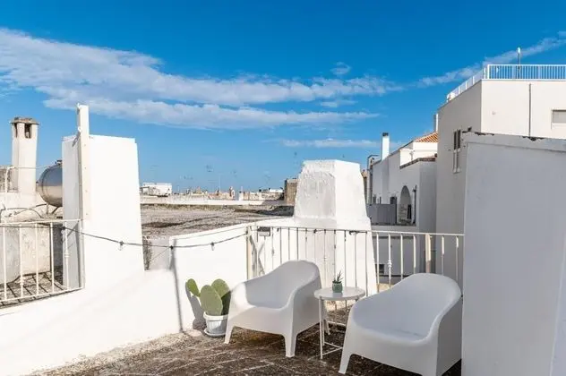 Little White Home by Wonderful Italy