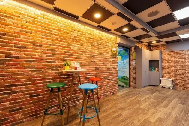 Liuhe Su Hotels