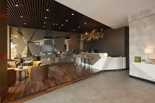 Liv City Hotels - Lobi