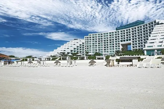 Live Aqua Beach Resort Cancún - Plaj