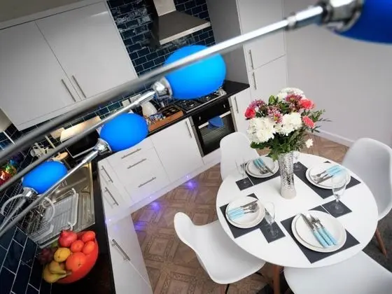 Live in Leeds Grange Apartments - Yerinde Yemek