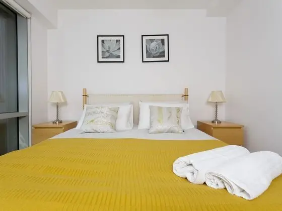 Live in Leeds Millenium Square Apartment - Genel