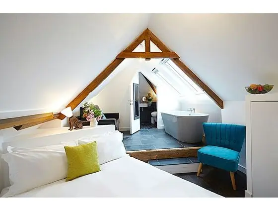 Live and Let Live Inn - Öne Çıkan Resim