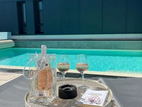 LIVE Hotels Bordeaux Lac - Havuz