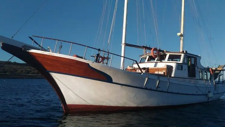 Liveaboard Diving Safari - Aegadian Islands Tour