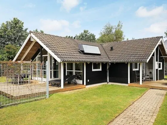 Lively Holiday Home in Otterup With Whirlpool