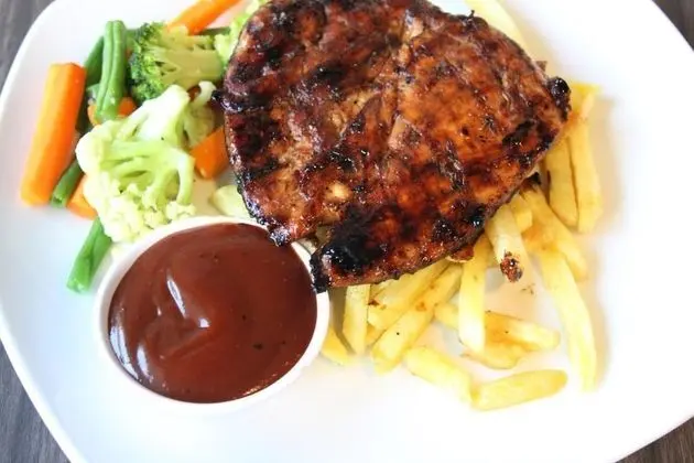 The Lively Hotel Kualanamu Airport Medan - Yerinde Yemek