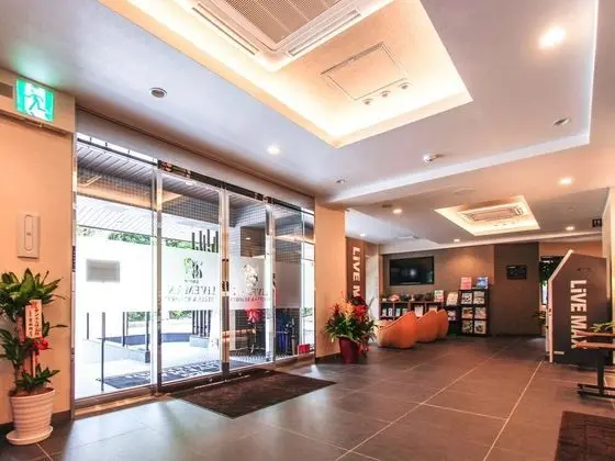 HOTEL LiVEMAX Kyoto Kamogawamae - Lobi