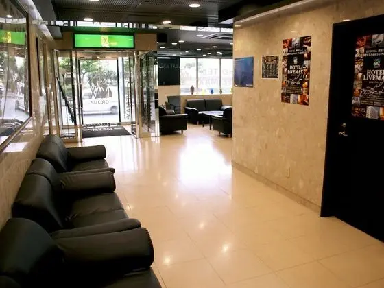 Hotel Livemax Naha - Lobi