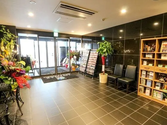 HOTEL LiVEMAX Niigata Ekimae - Lobi