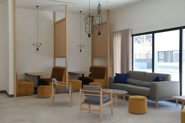 Livensa Living Studios Malaga Feria - İç Mekan