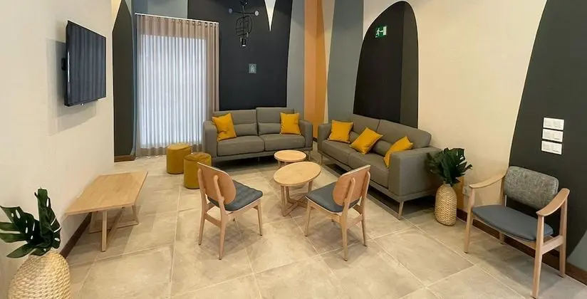 Livensa Living Studios Malaga Feria - Lobi