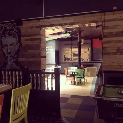 Liverpool Party Pad - Bar