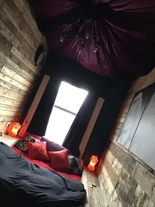 Liverpool Party Pad - Oda