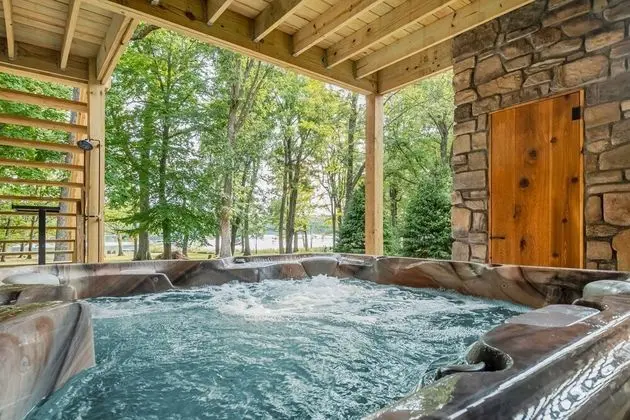 Livin' On A Whim - Spa