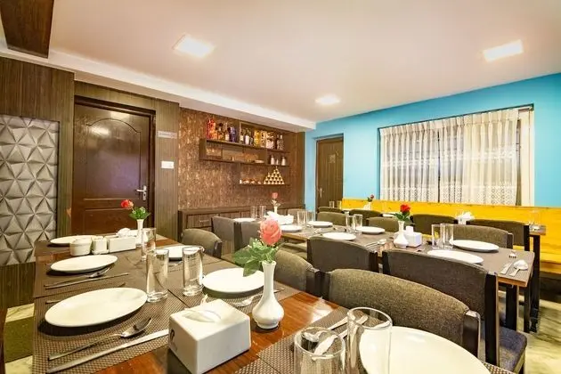 Hotel Livin Kathmandu - Yerinde Yemek