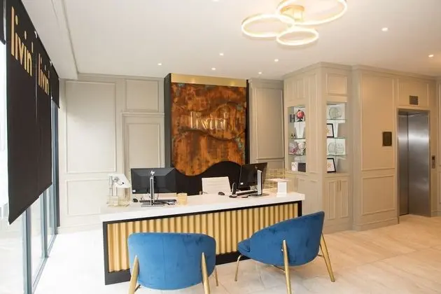 Livin’ Serviced Apartments - Lobi