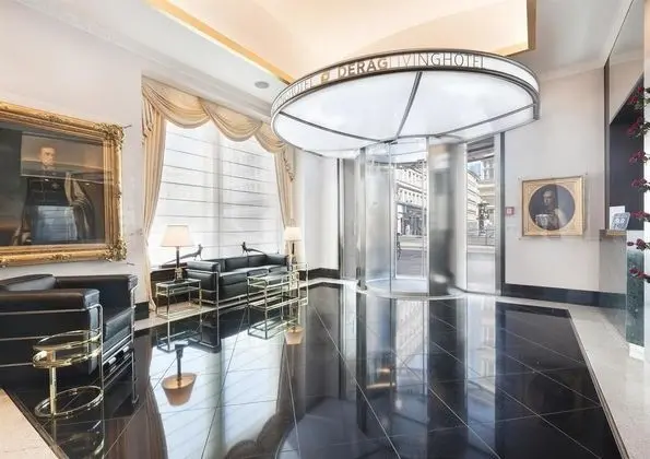 Living Hotel an der Oper by Derag