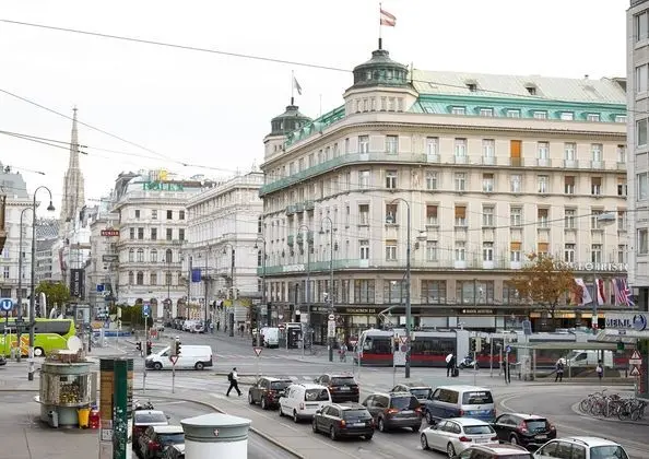 Living Hotel an der Oper by Derag - Dış Mekan