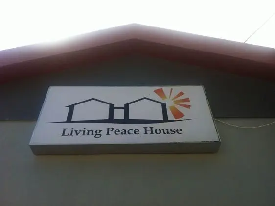 Living Peace House - Dış Mekan