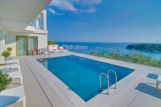 LIVINGHOME SUITES - Öne Çıkan Resim