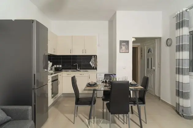 Liz Apartment by CorfuEscapes - Öne Çıkan Resim