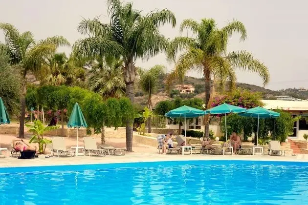 Liza Mary Hotel