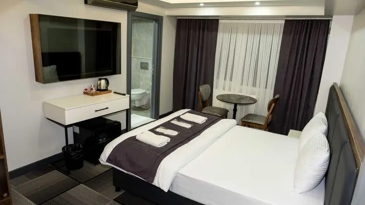 Lizbonia Suit Otel